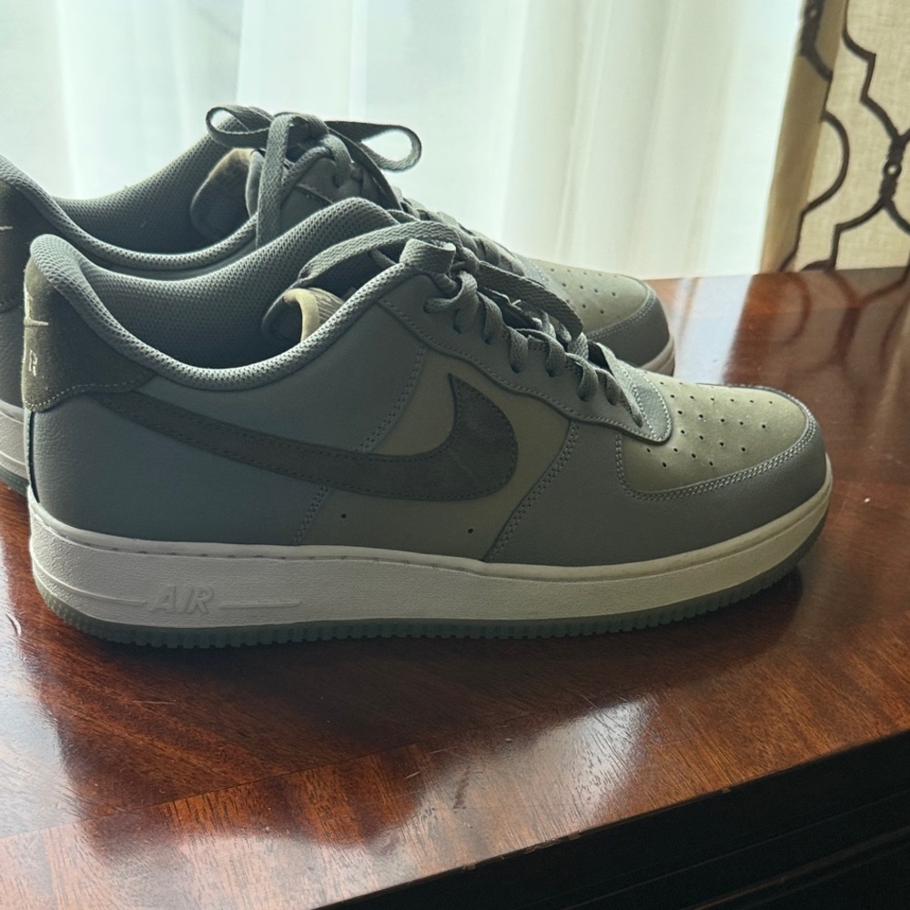 Nike Air Force 1 Sneakers